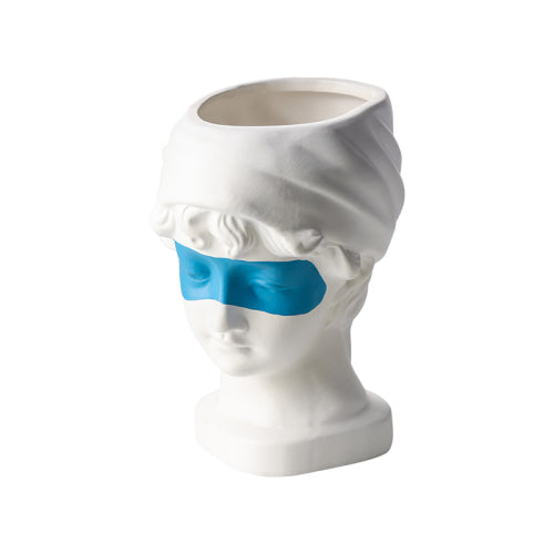 European Style Little Girl Vase Ze BlakHom