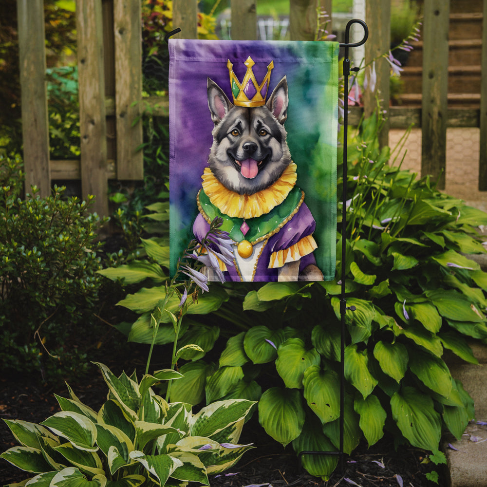 Norwegian Elkhound King of Mardi Gras Garden Flag Caroline's Treasures