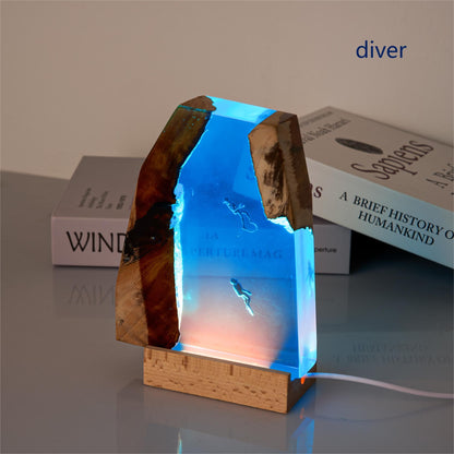 Shipwreck/Diver Resin Light Table Lamp Lampdepot